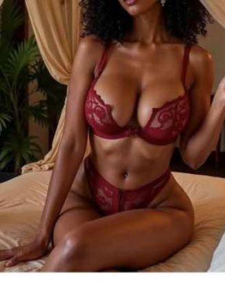 Belle femme de couleur — escort Marseille