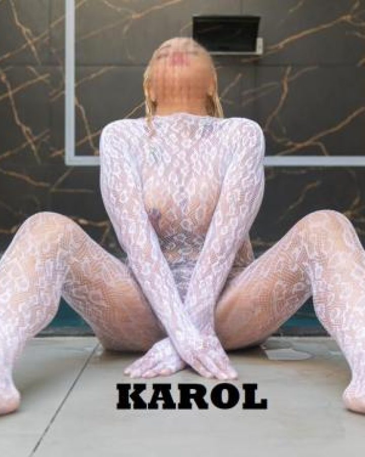 MASSAGE NATURISTE SUR TABLE AVEC DES PIERRES CHAUD — photo 7