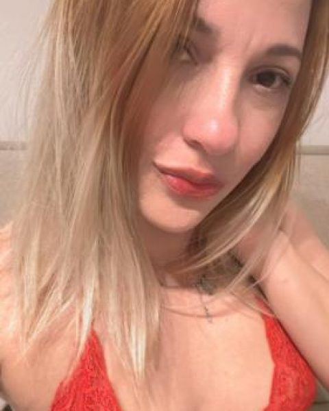 Valentina sexy latina — escort Paris