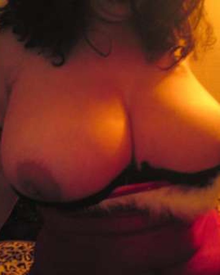 Mature Pulpeuse typée méditerranéenne — photo 4